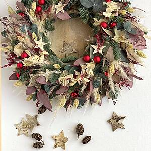 Adventskranz Adventskranz mit Dekor